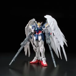 Bandai Gundam 1/144 RG #17 Wing Endless Waltz XXXG-00W0 Wing Gundam Zero EW (Wing Zero Custom) Model Kit