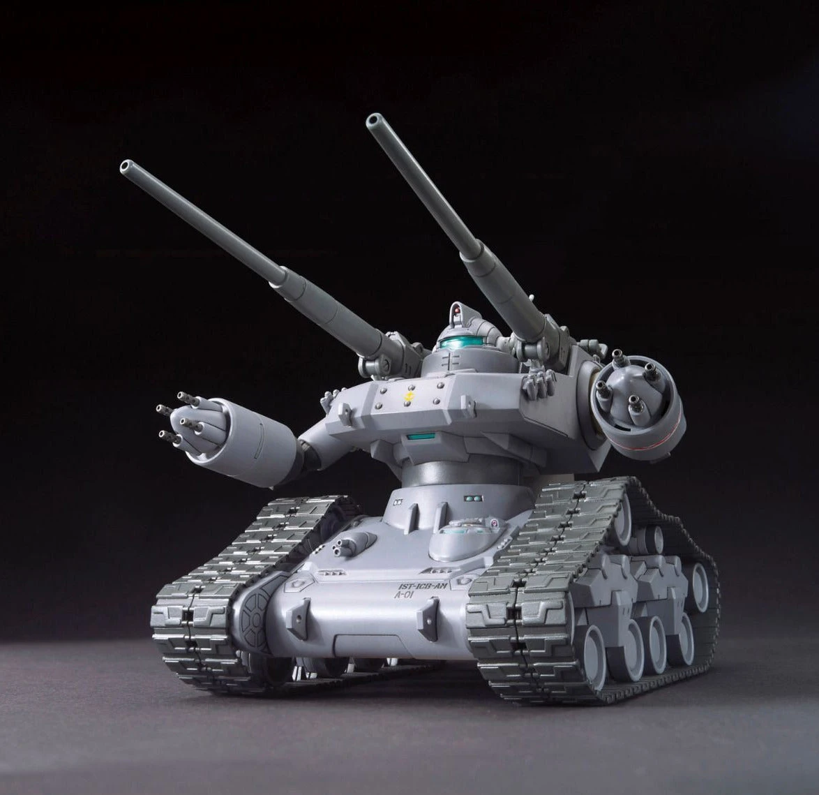 Bandai Gundam 1/144 HG The Origin #002 RTX-65 Guntank Early Type Model Kit