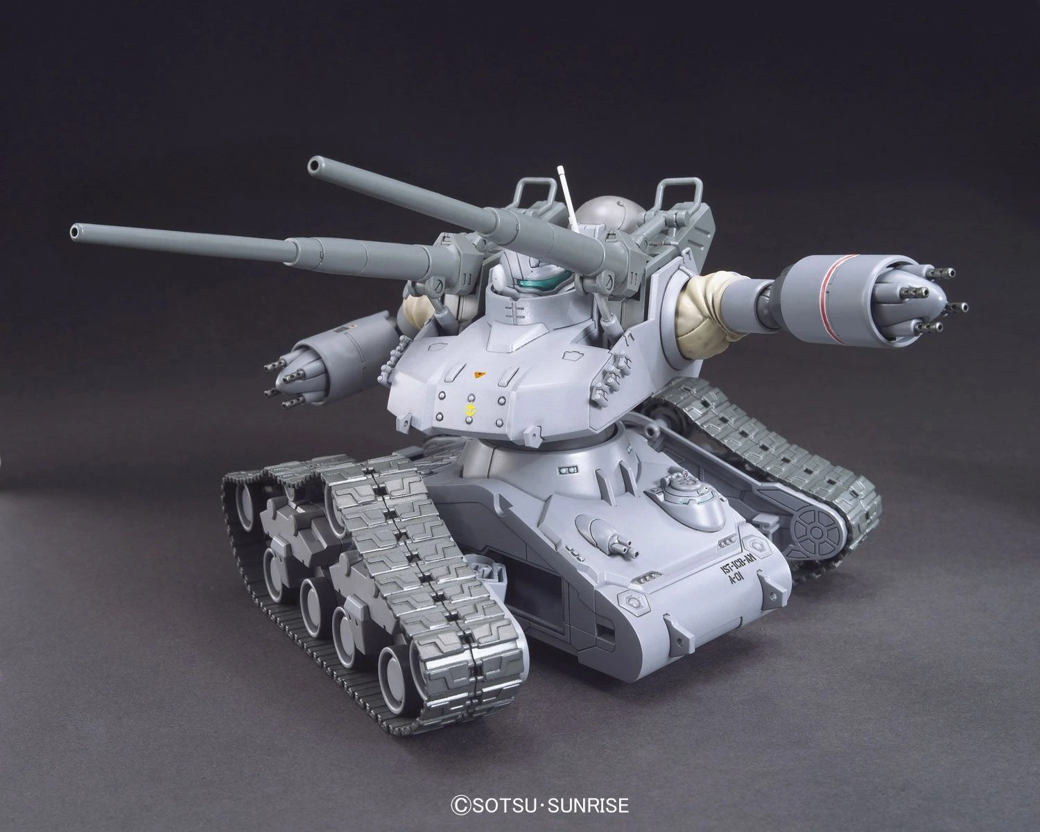 Bandai Gundam 1/144 HG The Origin #002 RTX-65 Guntank Early Type Model Kit - Image 3
