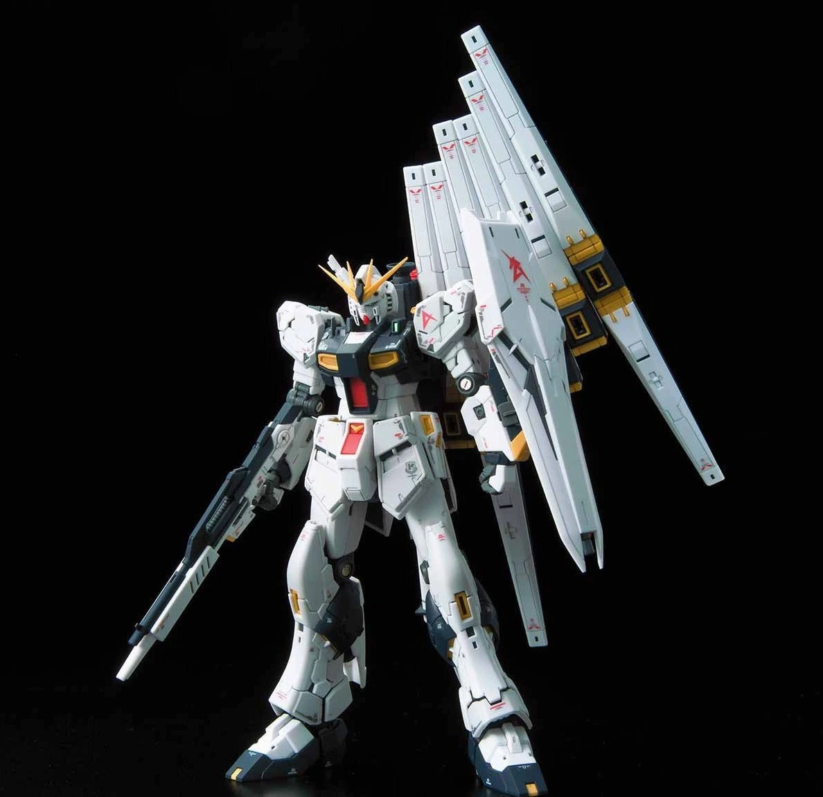 Bandai Gundam 1/144 RG #32 Char's Counterattack RX-93 V Nu Gundam Model Kit
