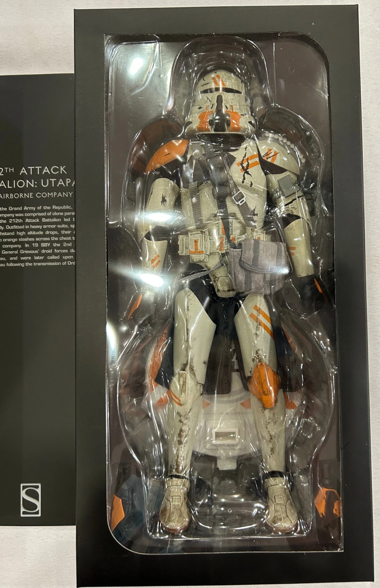 Sideshow Collectible 1/6 Star Wars Militaries Of Star Wars 212th Attack Battalion: Utapau (2nd Airborne Company) Sixth Scale Figure *Open Box* - Image 3